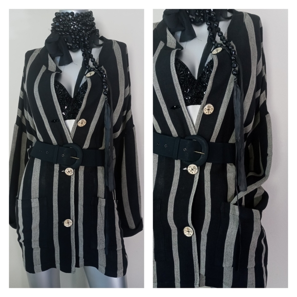 Lagenlook Oversized Pinstripe Asian Girl Wooden Buttons Shacket Relaxed Dress - Picture 4 of 11